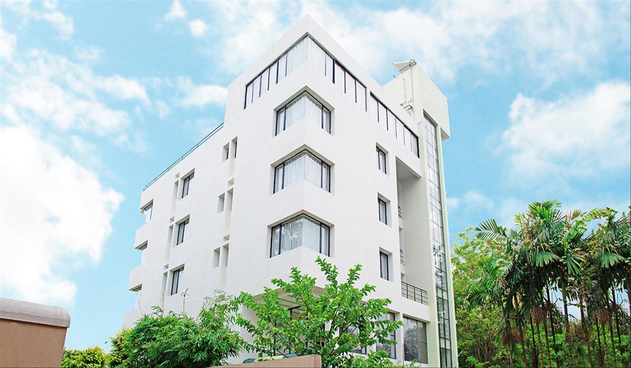 Hotel Mint Montvert, Baner Pune Exterior foto